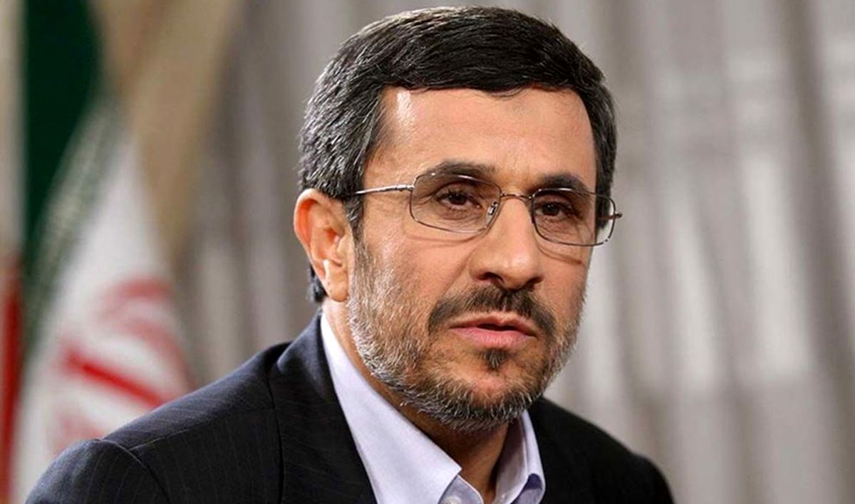 عکس دیده نشده از ظاهر متفاوت احمدی‌نژاد در جوانی