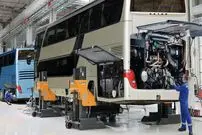 ببینید| چگونه آلمانی‌ها اتوبوس‌های لوکس خود را در یک کارخانه میلیارد دلاری می‌سازند؟