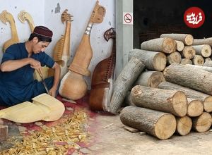 ببینید؛ مراحل دیدنی ساخت ساز رباب (Rabab) از چوب درخت توت در افغانستان