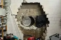 عکس| سرقت سینمایی از بانک اشپارکاسه آلمان؛ ۹۰ درصد صندوق‌های امانات غارت شد