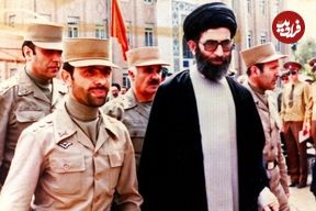 عکس؛ سفر در زمان؛ «صیاد شیرازی در کنار رهبر انقلاب در سفر سوریه»؛ دهه 60
