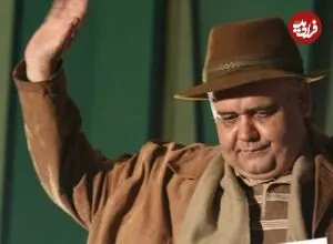عکس| سفر زمان؛ تیپ و ژست جالب «اکبرعبدی» در «چهار اصفهانی در بغداد»؛ سال ۹۴