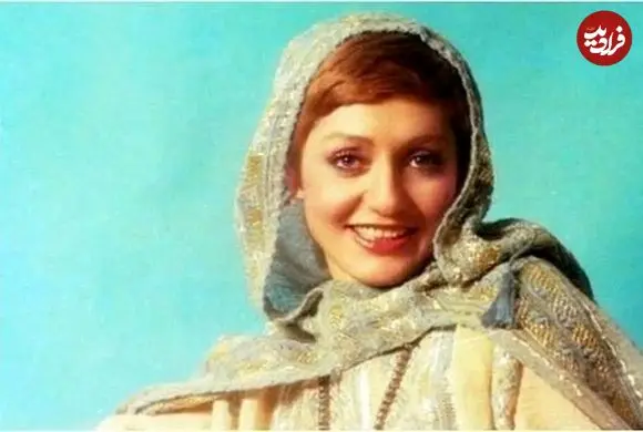 عکس| سفر در زمان؛ «شهرام شب پره و گوگوش» در حال قدم زدن در تهران برفی؛ سال 54