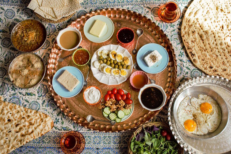 یک وعده صبحانه ساده در سال ۱۴۰۲ چقدر برای ایرانیان هزینه دارد 
