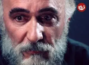 عکس| سفر در زمان؛ «میرزا حسن» سریال در چشم باد در اتاق گریم سریال امیرکبیر؛ سال 64