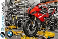 (ویدئو) فرآیند ساخت موتورسیکلت های BMW در کارخانه