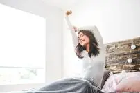 ۱۲ عادت صبحگاهی برای افزایش انرژی، کاهش وزن و جوان‌تر شدن