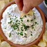 طرز تهیه دیپ خامه ترش و پیاز