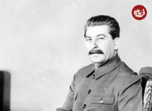 عکس| سفر در زمان؛ «استالین» در کنار فرمانده جبهه جنوبی در طول جنگ داخلی روسیه؛ سال 1297