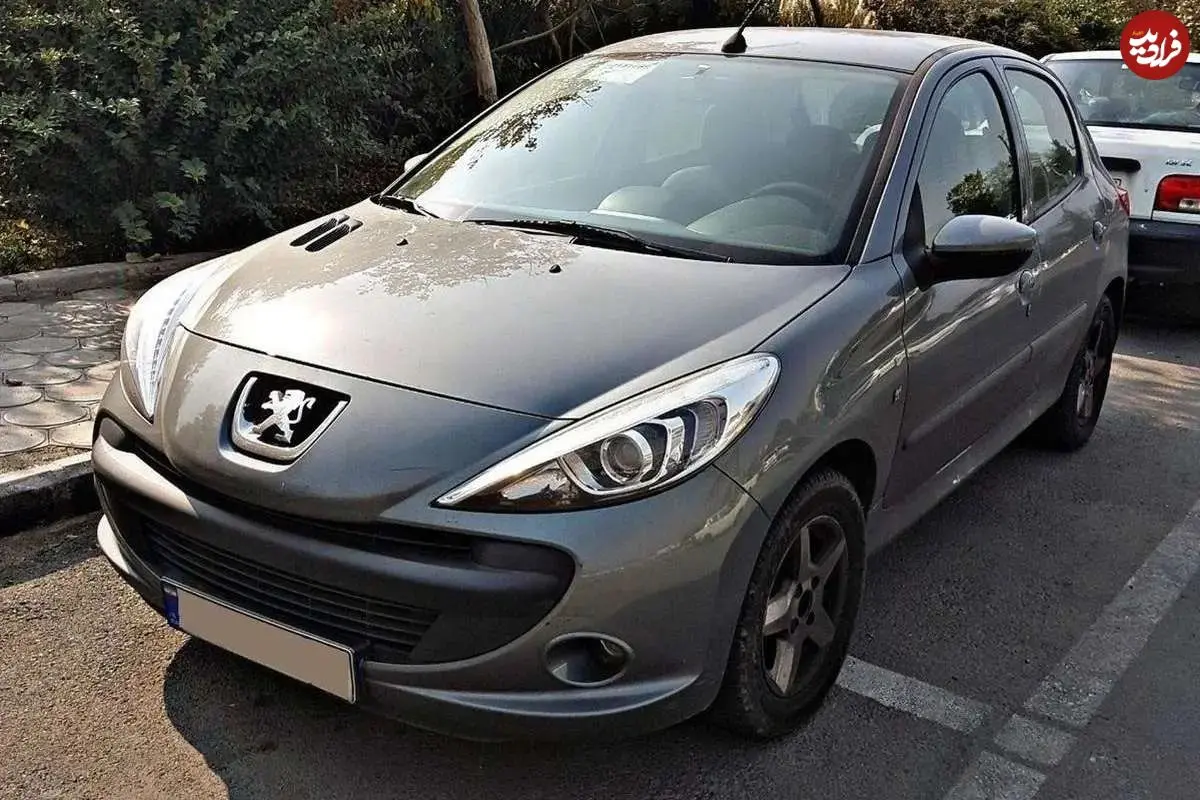 جدول؛ قیمت محصولات ایران‌خودرو امروز چهارشنبه ۲۱ آبان ۱۴۰۴؛ کاهش قیمت پژو ۲۰۷ در بازار