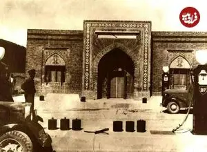 عکس| سفر زمان؛ کارگران شرکت نفت در حال کار در خوزستان در اواخر دوره قاجار