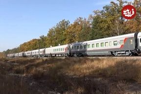 (ویدئو 15+) پرتاب شدن وحشتناک یک مرد از قطار پس از برخورد با میله