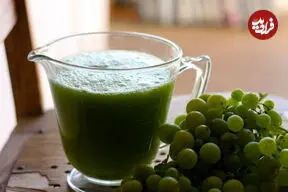 چگونه آبغوره بگیریم؟ آموزش کامل تهیه آبغوره خانگی شفاف و خوش‌طعم