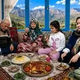 ببینید| غذای روستایی در ایران؛ پخت مرغ کامل در شیر به روش یک بانوی روستایی