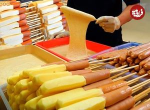 ببینید؛ غذای خیابانی در آمریکا؛ تهیه هات داگ پنیری در نیویورک