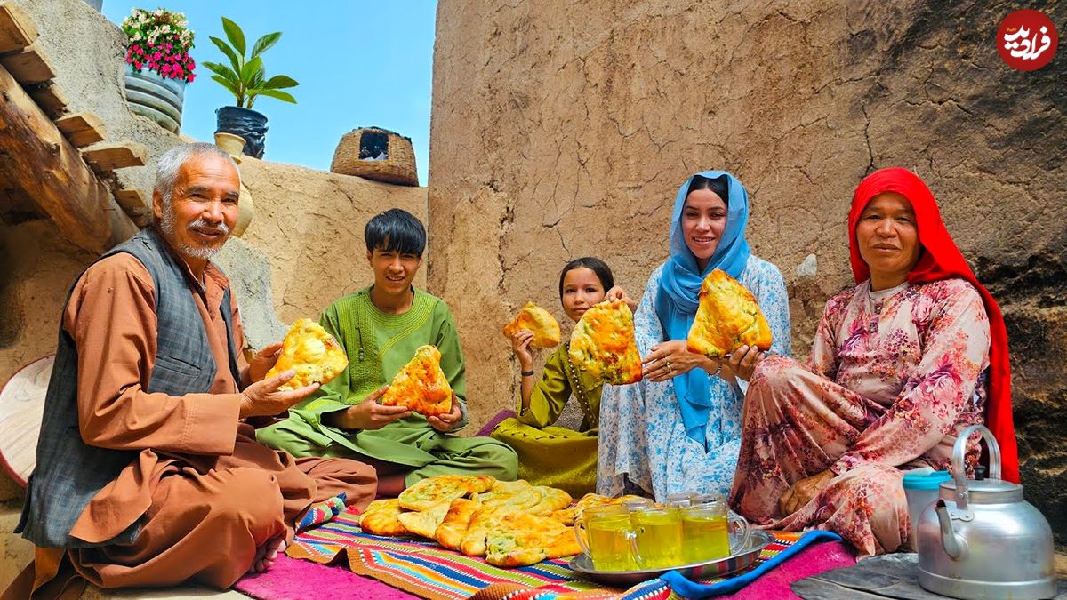 ببینید؛ غذای روستایی در افغانستان؛ برداشت سبزی از مزرعه و تهیه بولانی در تنور