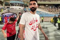 عکس؛ ژست عجیب بیرانوند و شجاع خلیل‌زاده با جام قهرمانی در هواپیما