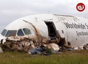 ببینید؛ تصاویری از لحظۀ سقوط هواپیما در هند با بیش از ۲۴۰ سرنشین