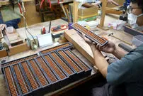 (ویدئو) مراحل دیدنی تولید انبوه چرتکه (سوروبان) ژاپنی 