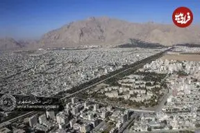 عکس| سفر به ایران قدیم؛ تمرین نظامیان دوران قاجار در یکی از میدان‌های «کرمانشاه»