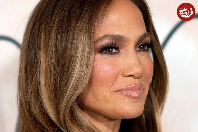 عکس| سفر در زمان؛ «جنیفر لوپز» در 30 سالگی در کالیفرنیا؛ سال 1378