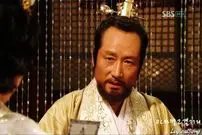 عکس| سفر زمان؛ چهرۀ «امپراتور موهیول» (سریال جومونگ 3) بعد از 16 سال در 72 سالگی