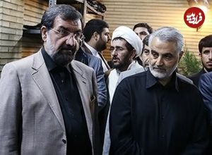 عکس؛ سفر به تاریخ؛ نماز خواندن «حاج قاسم سلیمانی و سردار رشید» پشت سر «محسن رضایی»؛ سال 94