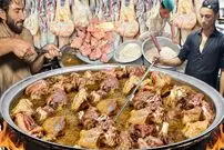 ببینید| غذای خیابانی در پاکستان؛ مراحل پخت 100 کیلوگرم پلو ازبکی با گوشت در پیشاور