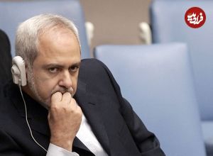 عکس؛ سفر در زمان؛ «ظریف در کنار سیدمحمد خاتمی» در حاشیه یک نشست؛ سال 76