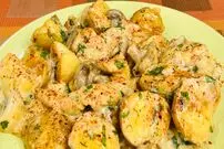 ببینید| طرز تهیه یک غذای جدید با قارچ و مرغ