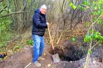 کشف گنجینۀ نقره‌های خانوادگی بعد از 80 سال با استفاده از «نقشۀ گنج»