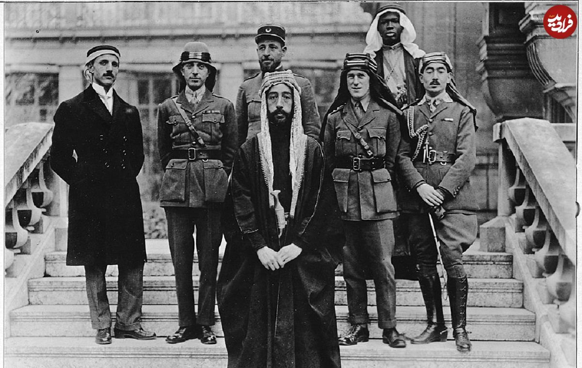 عکس؛ سفر در زمان؛ لحظه تاج گذاری «فیصل یکم، اولین پادشاه عراق»؛ سال 1300
