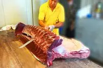 (ویدئو) مهارت خیره کننده این استاد تایوانی در برش زدن ماهی تن 351 کیلوگرمی!