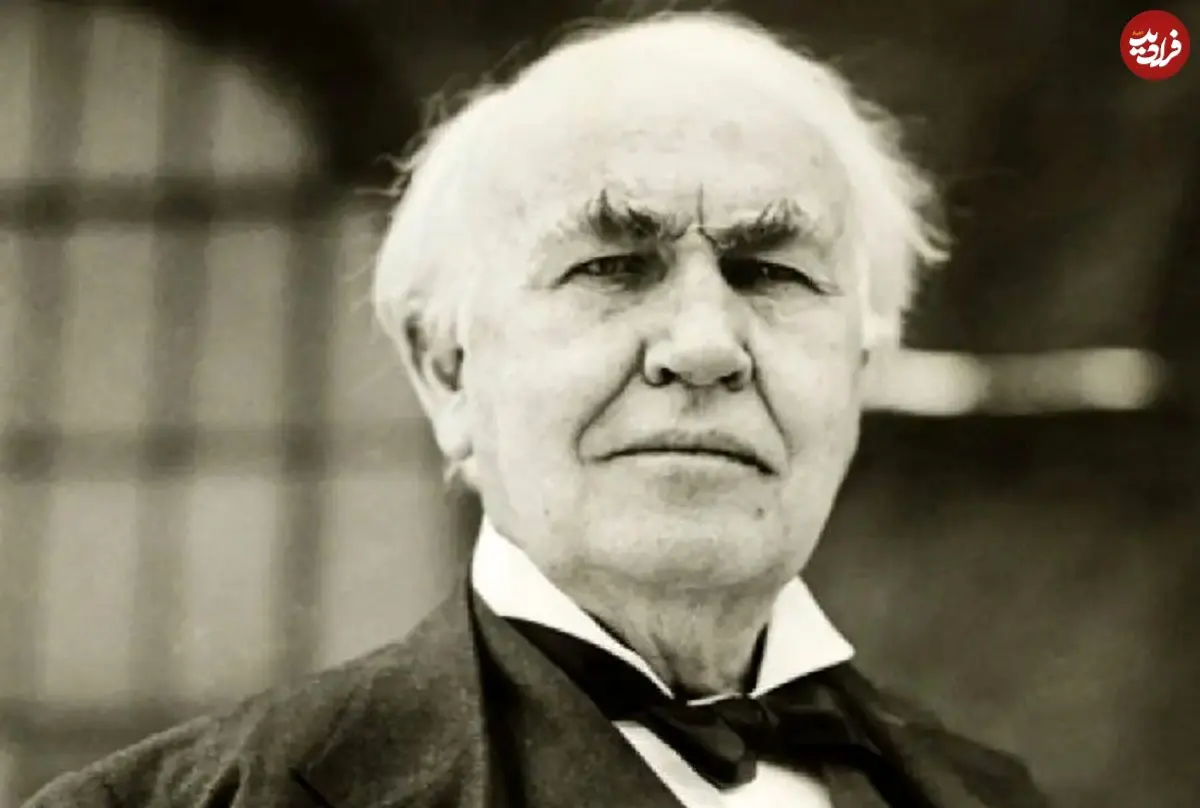 عکس| سفر در زمان؛ «توماس ادیسون» در حال خواندن روزنامه؛ سال 1258