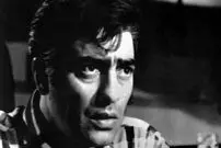 عکس| سفر زمان؛ «فردین، جمشید مهرداد و عوامل» در پشت صحنه فیلم شکست ناپذیر؛ سال 53