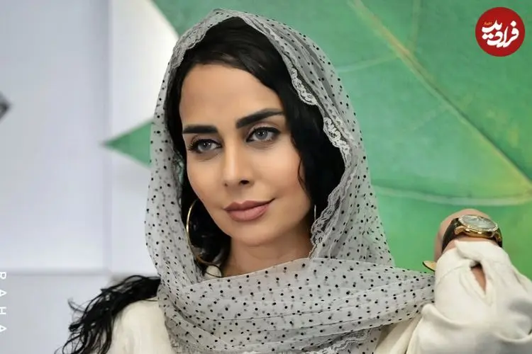 عکس| سفر زمان؛ چهرۀ «سوسن» در اتاق گریم سریال «سوجان»