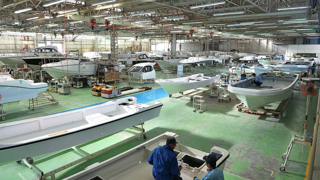 (ویدئو) فرآیند ساخت قایق های جذاب ژاپنی؛ مراحل ساخت آرشه ویولن و جعبه چوبی