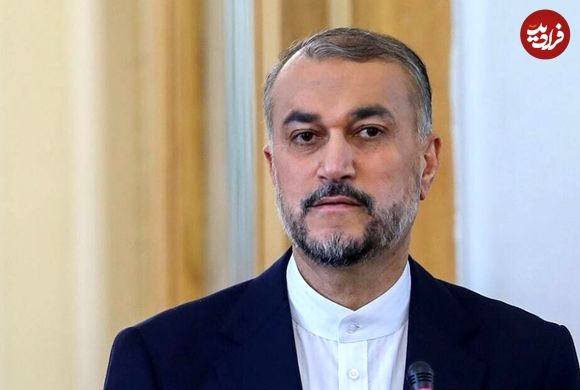 عکس؛ سفر به تاریخ؛ بوسۀ «حسین امیرعبداللهیان» بر پیشانی «سردار سلیمانی»؛ سال 96