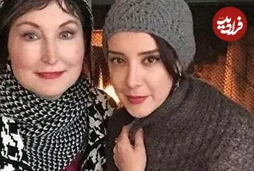 عکس| سفر زمان؛ «سحر جعفری جوزانی» در کنار پدرش در یک مراسم؛ 15 سال قبل