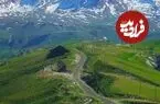 عکس| سفر زمان؛ هل دادن ماشین در یک سربالایی در جاده اردبیل-سبلان؛ 75 سال قبل