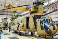 ببینید| مراحل بازسازی و تعمیر بالگرد بوئینگ سی‌اچ-۴۷ شینوک در آمریکا