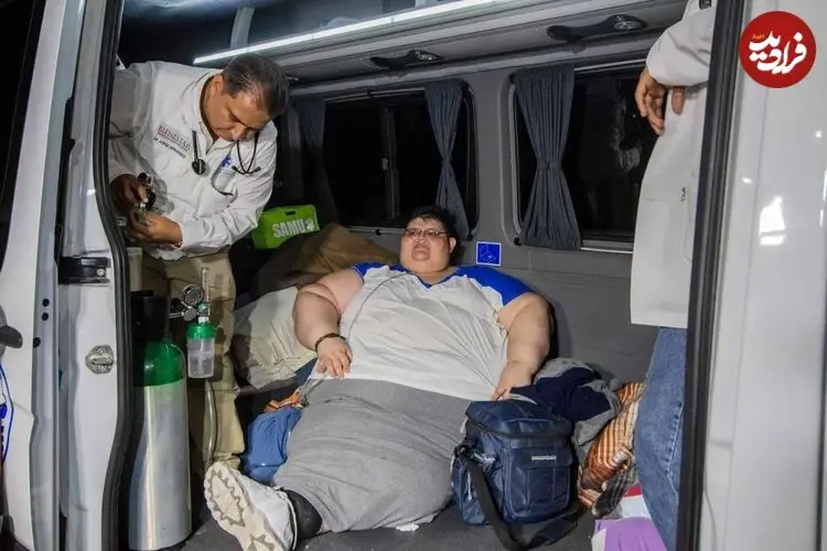 دارنده عنوان چاق‌ترین مرد جهان با ۵۹۰ کیلوگرم وزن، در سن ۴۱ سالگی درگذشت