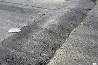 ببینید| پرواز هولناک اتوبوس‌ها و خودروها در شیراز؛ واکنش شهردار