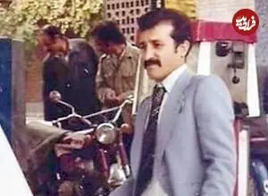 عکس| سفر زمان؛ ماشین ژیان در یک پمپ بنزین در تهران؛ دهۀ 50