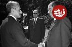 سفر در زمان؛ یادداشت‌های علم، یکشنبه ۱ بهمن ۱۳۵۱: شاه پس از شنیدن نطق دوره تازه ریاست جمهوری نیکسون گفت «مردکه با این وصف خجالت نمیکشد به من چنین نامه‌ای مینویسد؟»