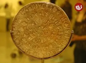 این صفحۀ سفالی یکی از بزرگترین معماهای باستان‌شناسی است