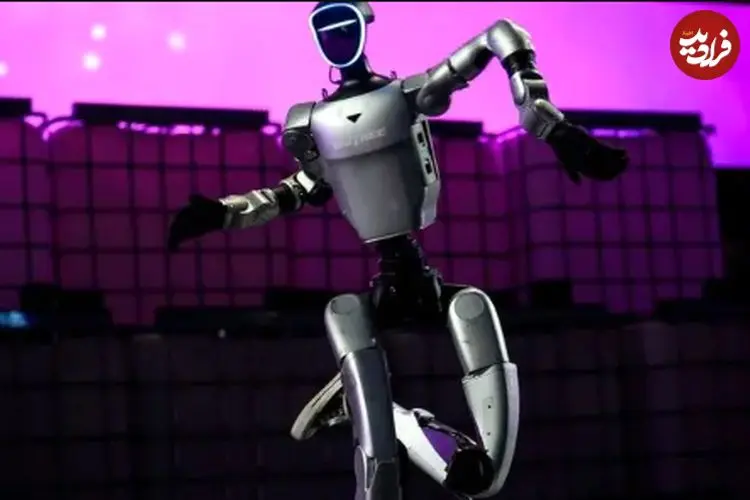 ببینید| سقوط ربات انسان‌نما در نخستین حضور عمومی در چین