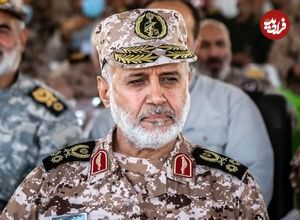 عکس؛ سفر به تاریخ؛ «سردار رشید» در کنار «سردار شادمانی» در هواپیمای نظامی