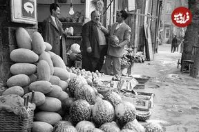 عکس؛ سفر در زمان؛ عکس‌های جالب از بازار شب یلدای ۶۰ سال پیش! ؛ سال ۱۳۴۴