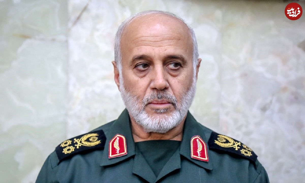 عکس؛ سفر در زمان؛ «سرلشکر رشید و دریادار سیاری» در یک بازدید نظامی در بندرعباس؛ سال 97